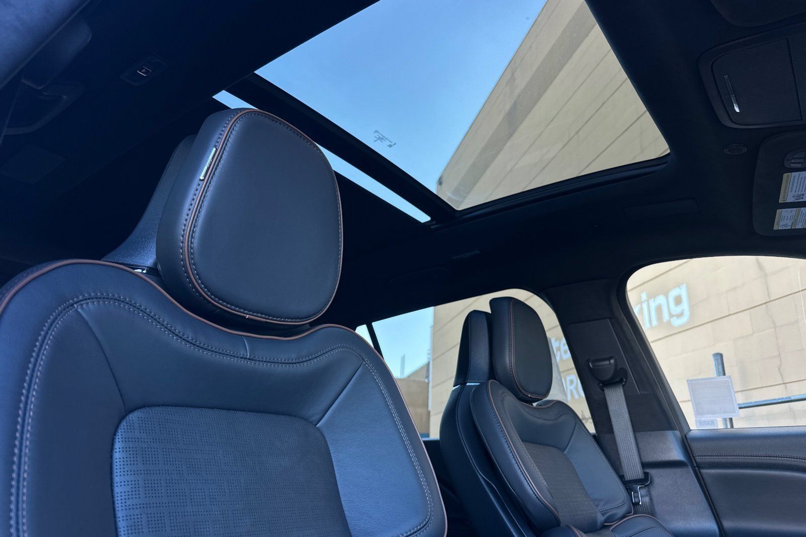 New 2026 Lincoln Aviator Black Label AWD/4WD image 17