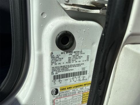 Used 2016 Ford Expedition EL Platinum image 15