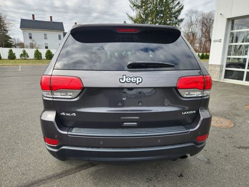Used 2018 Jeep Grand Cherokee Laredo image 11