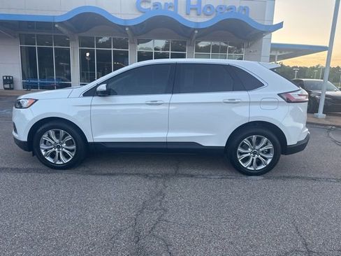 Used 2022 Ford Edge Titanium AWD/4WD image 7