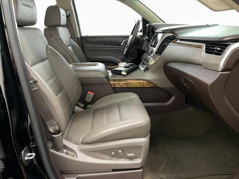Used 2016 GMC Yukon Denali w/ Open Road Package AWD/4WD image 45