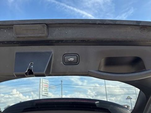 Used 2022 Hyundai Tucson SEL w/ Convenience Package FWD image 11