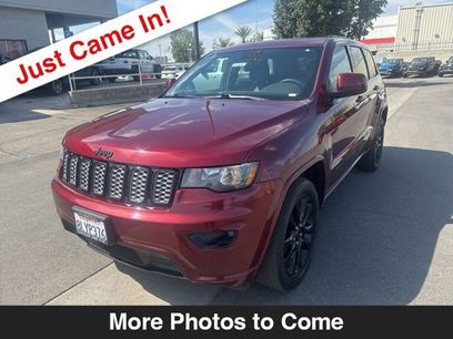 Used 2019 Jeep Grand Cherokee Altitude