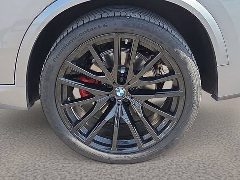 Used 2024 BMW X5 xDrive40i w/ M Sport Package AWD/4WD image 8