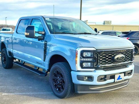 New 2026 Ford F250 Lariat w/ Black Appearance Package image 1