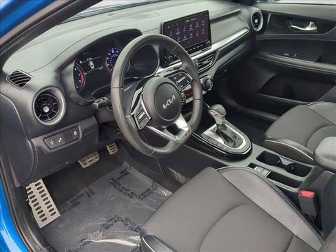 Used 2024 Kia Forte GT-Line w/ GT-Line Premium Package image 10