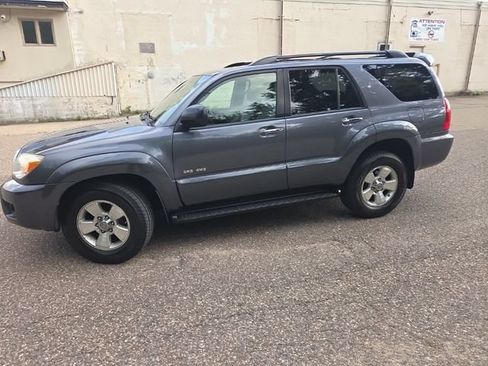 Used 2008 Toyota 4Runner Sport AWD/4WD image 2