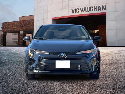 New 2026 Toyota Corolla LE FWD image 8