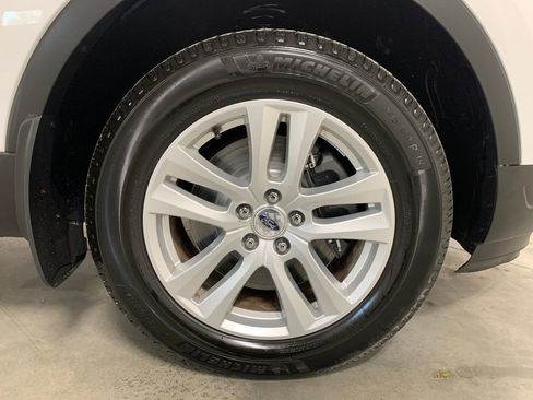 Used 2018 Ford Explorer XLT w/ Equipment Group 201A image 30