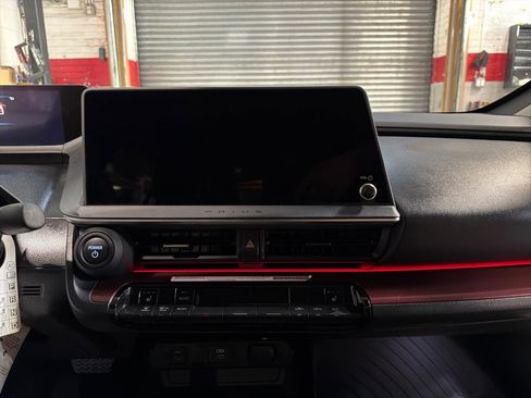 Used 2024 Toyota Prius Prime image 17