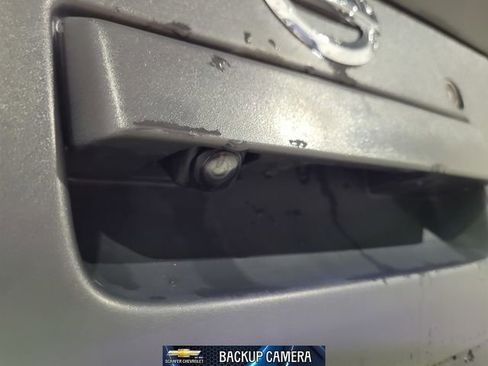 Used 2019 Nissan Frontier SV image 8