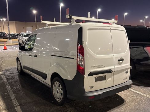 Used 2022 Ford Transit Connect XL image 4
