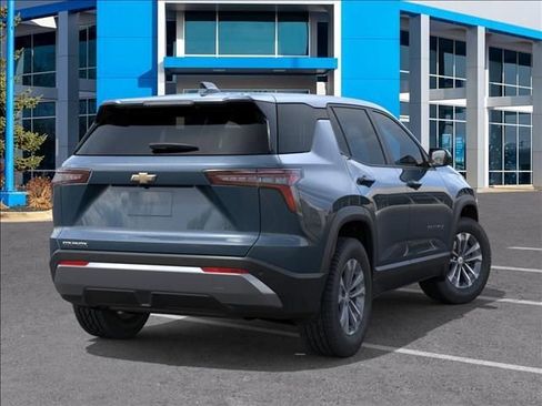 New 2026 Chevrolet Equinox LT w/ Convenience Package II FWD image 4
