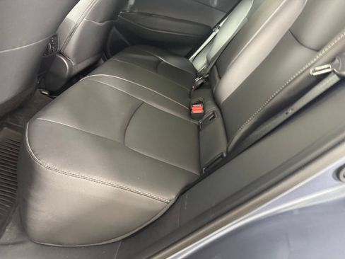 Used 2025 Toyota Corolla Cross XLE w/ Convenience Package FWD image 25