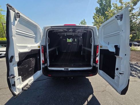 Used 2021 Ford Transit 250 Low Roof RWD image 9