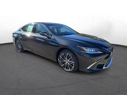 New 2025 Lexus ES 350 w/ Premium Package