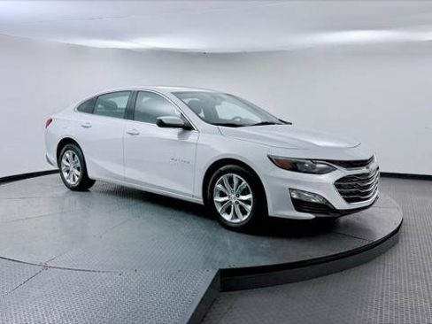 Used 2023 Chevrolet Malibu LT FWD image 11