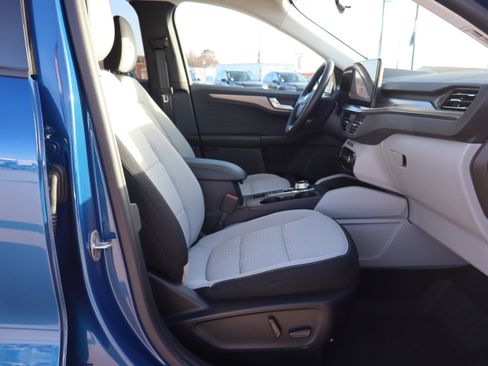Used 2023 Ford Escape Active w/ Tech Pack #2 image 13