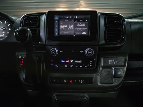 Used 2024 RAM ProMaster 2500 image 23