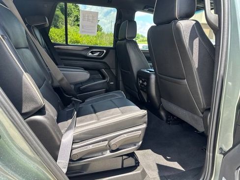 Used 2024 Chevrolet Tahoe Premier RWD image 14