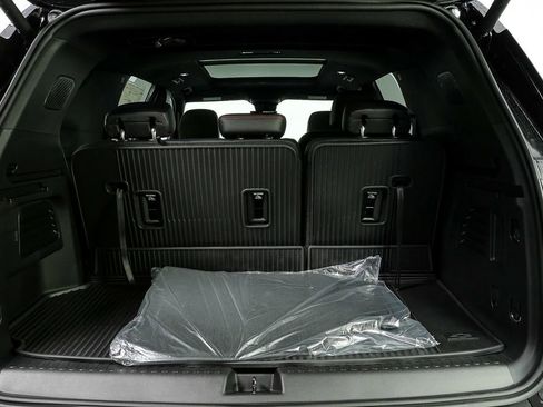 New 2026 Chevrolet Traverse Z71 w/ Driver Confidence Package image 31