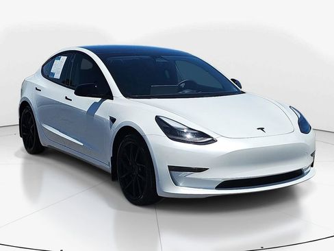 Used 2023 Tesla Model 3 Performance AWD/4WD image 3