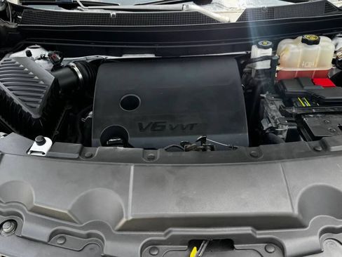 Used 2018 Chevrolet Traverse LS AWD/4WD image 30
