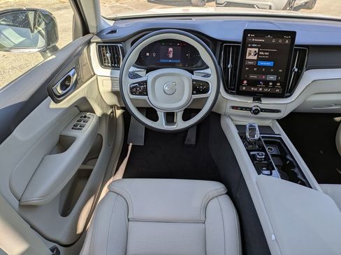 New 2026 Volvo XC60 T8 Ultra w/ Protection Package Premier AWD/4WD image 8