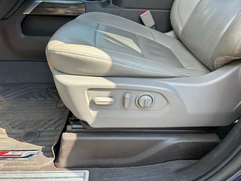 Used 2021 Chevrolet Silverado 1500 LT Trail Boss w/ Convenience Package II image 13