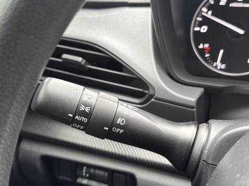 Certified 2025 Subaru Crosstrek 2.0i Premium image 16