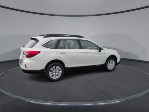 Used 2017 Subaru Outback 2.5i image 8