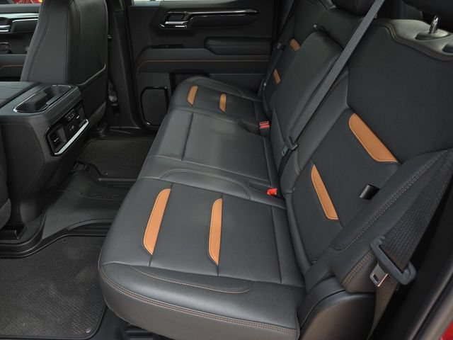 Used 2025 GMC Sierra 1500 AT4 w/ AT4 Premium Package AWD/4WD image 39