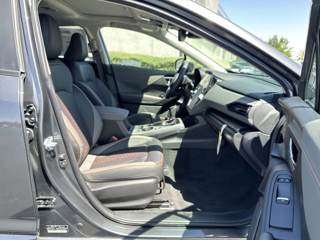 New 2026 Subaru Crosstrek 2.5i Limited w/ Crosstrek Mirror Package AWD/4WD image 25