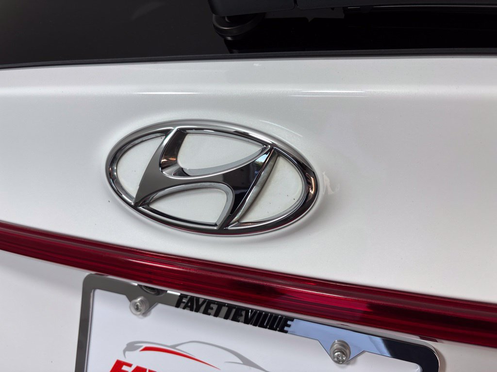 Used 2023 Hyundai Santa Fe SEL w/ Premium Package FWD image 25