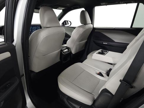 Used 2024 Lexus TX 350 AWD image 29