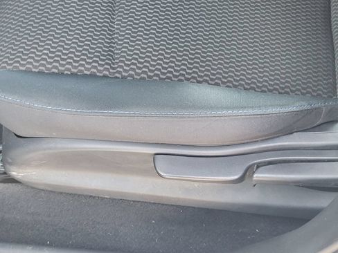 Used 2013 Nissan Leaf S FWD image 15