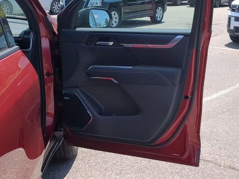 New 2025 GMC Acadia Elevation image 36