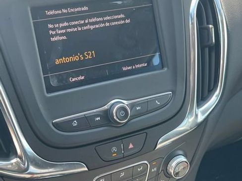 Used 2024 Chevrolet Equinox LT FWD image 2