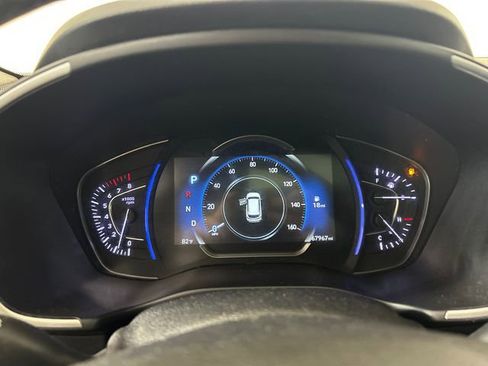 Used 2020 Hyundai Santa Fe Limited AWD/4WD image 16