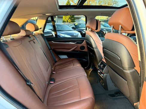 Used 2016 BMW X5 xDrive40e image 19