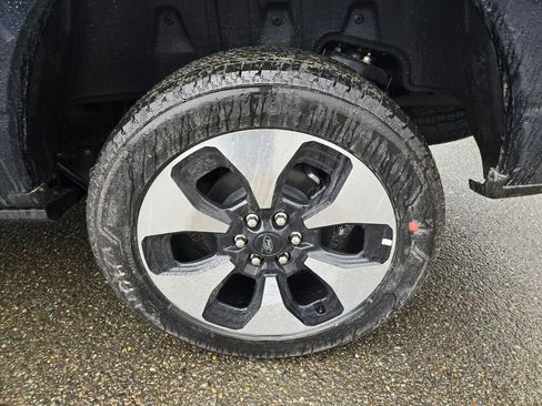 New 2025 Ford F150 Lightning Platinum image 8