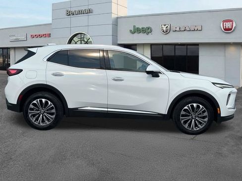 Used 2024 Buick Envision Preferred AWD/4WD image 8