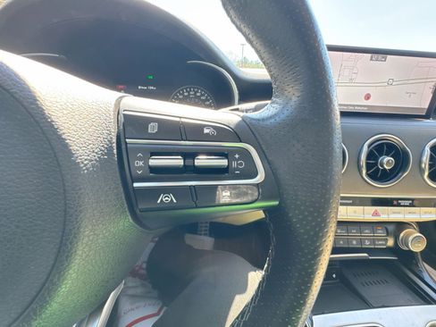 Used 2023 Kia Stinger GT2 AWD/4WD image 17