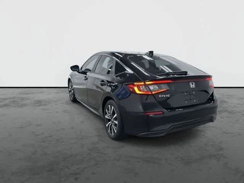 Certified 2024 Honda Civic EX-L image 2