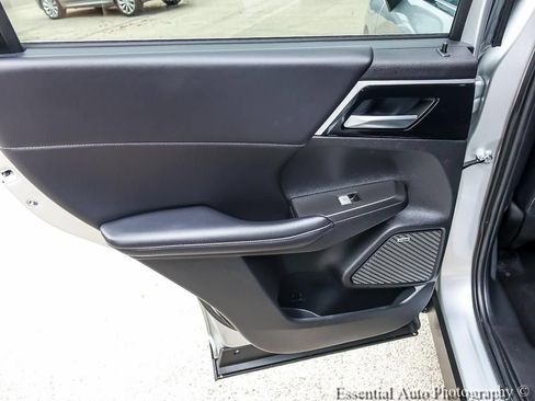 Used 2025 Mitsubishi Outlander SE AWD/4WD image 22
