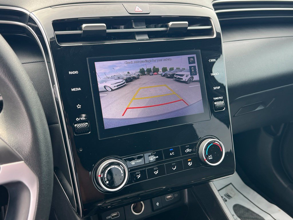 Used 2023 Hyundai Santa Cruz SEL w/ Activity Package FWD image 19