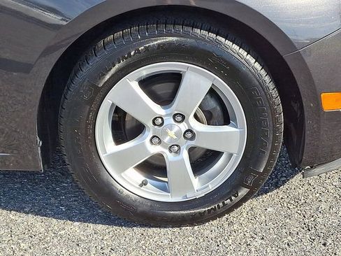 Used 2015 Chevrolet Cruze LT FWD image 8
