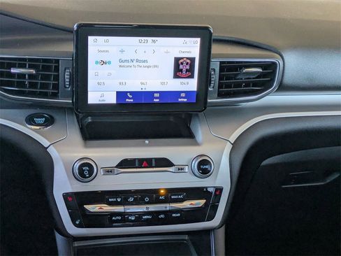 Used 2023 Ford Explorer XLT w/ Equipment Group 202A image 19