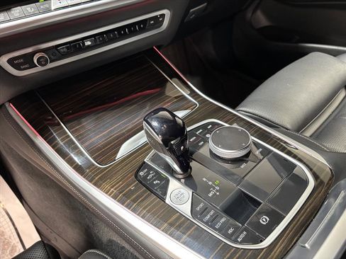 Used 2023 BMW X5 xDrive40i w/ M Sport Package image 15