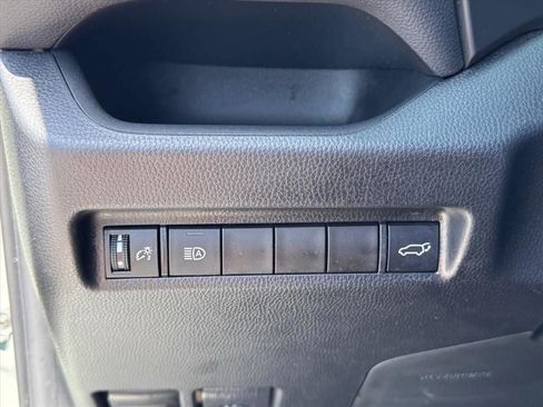 Used 2022 Toyota RAV4 XLE w/ Convenience Package AWD/4WD image 23